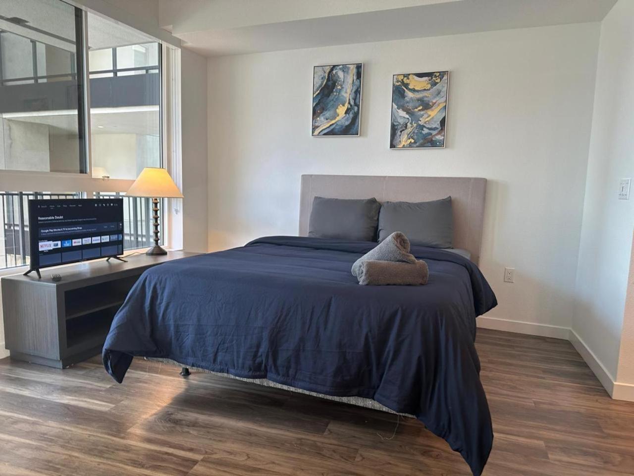 Awesome Loft At Hollywood Free Parking Apartment